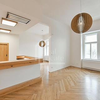 Pronájem bytu 3+kk 106 m&sup2; Praha