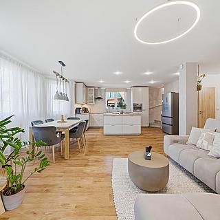 Prodej rodinného domu 161 m&sup2; Hlušovice