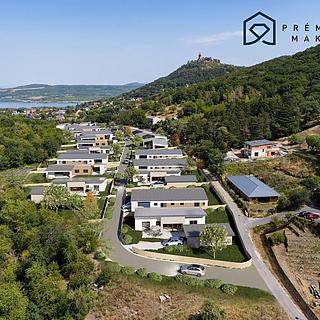 Prodej stavební parcely 817 m&sup2; Most