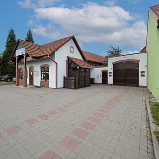 Prodej obchodu 470 m&sup2; Troubky