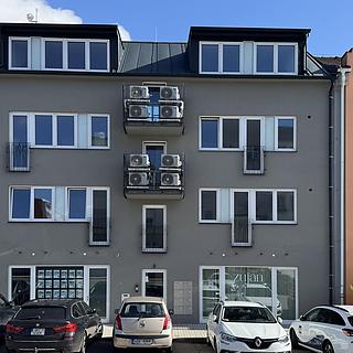 Pronájem bytu 1+kk, garsoniery 36 m&sup2; Kladno