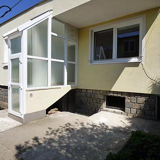 Pronájem rodinného domu 55 m&sup2; Tišnov