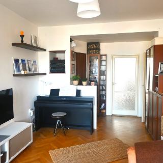 Prodej bytu 2+1 58 m² Tišnov, Horova