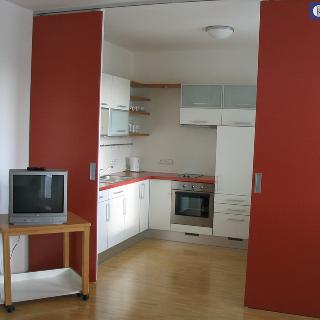 Pronájem bytu 1+kk a garsoniéry 38 m² Tišnov, Dlouhá