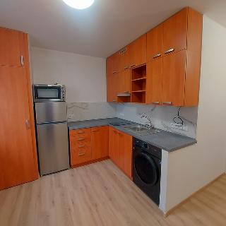 Pronájem bytu 1+1 35 m² Tišnov, Květnická