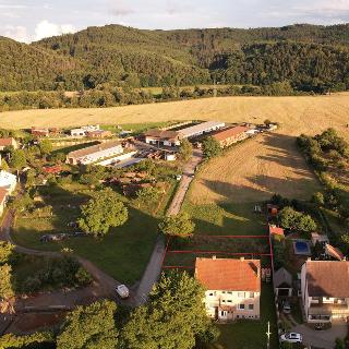 Prodej stavební parcely 800 m² Březina