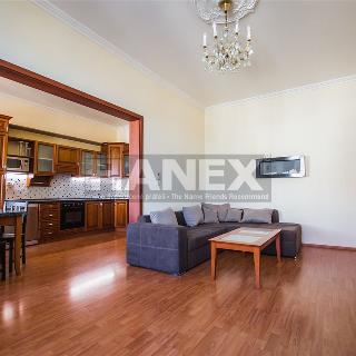 Pronájem bytu 3+1 90 m² Praha, Americká