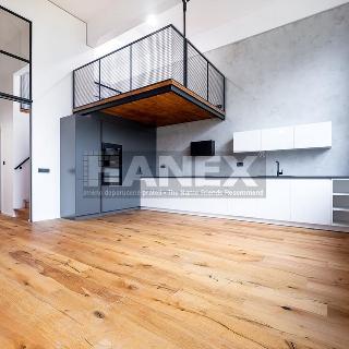 Prodej bytu 3+kk 64 m² Praha, Naskové