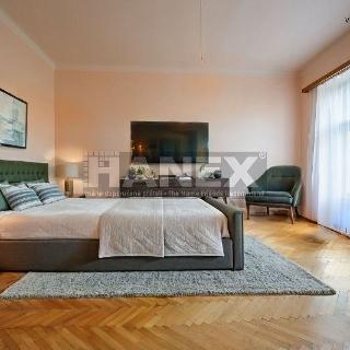 Prodej bytu 2+1 84 m² Praha, Žitná