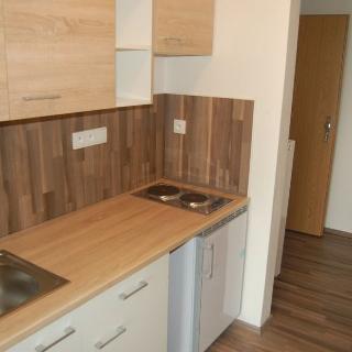 Pronájem bytu 1+kk a garsoniéry 24 m² Olomouc, Schweitzerova