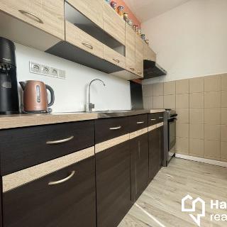 Prodej bytu 2+1 56 m² Hulín