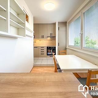 Pronájem bytu 3+1 68 m&sup2; Olomouc