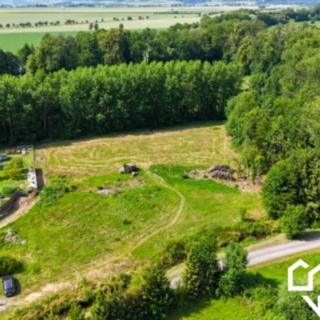 Prodej stavební parcely 6794 m&sup2; Újezd