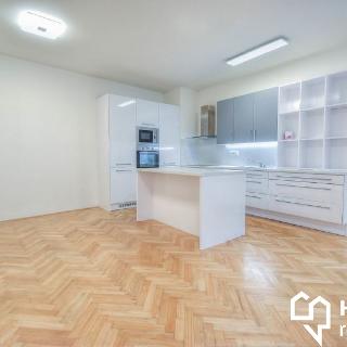 Pronájem bytu 3+kk 92 m² Olomouc, Riegrova