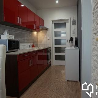 Pronájem bytu 2+1 59 m² Brumov-Bylnice, Družba