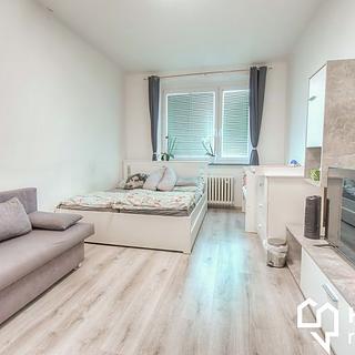 Pronájem bytu 2+1 64 m² Olomouc