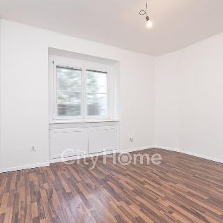 Prodej bytu 2+kk 56 m² Praha, Přípotoční