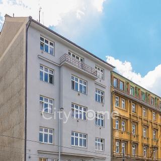 Prodej půdního prostoru 166 m² Praha, Sokolovská