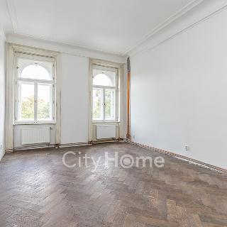 Prodej bytu 3+1 130 m² Praha, Karlínské náměstí