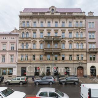 Prodej půdního prostoru 450 m² Praha Karlín, Karlínské náměstí