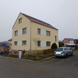 Prodej bytu 2+kk 56 m² Zakřany