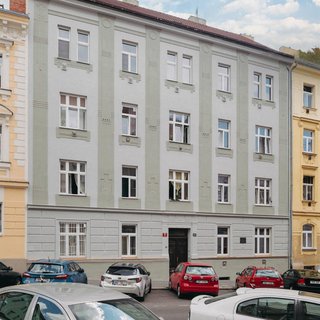 Prodej bytu 1+kk a garsoniéry 25 m² Praha, Sinkulova