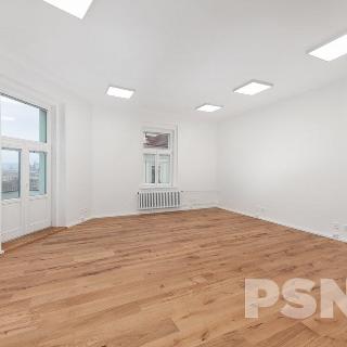 Pronájem kanceláře 120 m² Praha, Seifertova