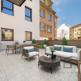 Prodej bytu 2+kk 49 m² Praha, Spojovací