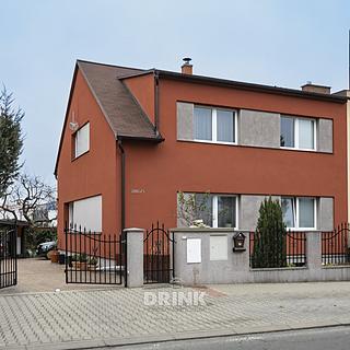 Prodej dvougeneračního domu 250 m&sup2; Mladá Boleslav