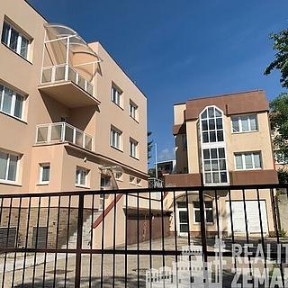 Pronájem kanceláře 347 m&sup2; Praha