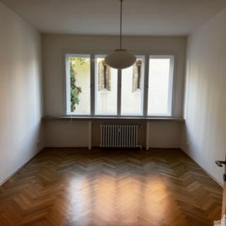 Pronájem bytu 2+1 50 m² Praha