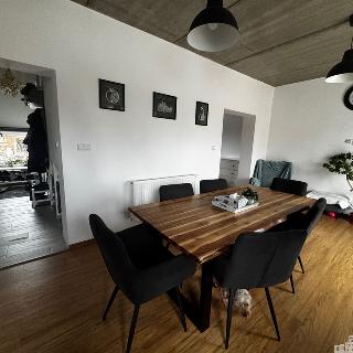 Prodej stavební parcely 549 m² Louňovice, Svojetická