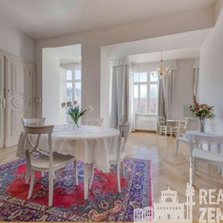 Pronájem bytu 3+kk 107 m² Praha, Italská