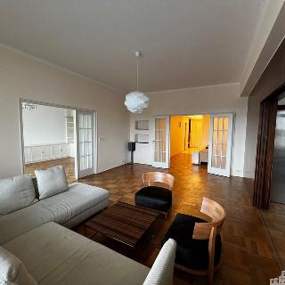 Pronájem bytu 5+1 a více 170 m² Praha, Kouřimská