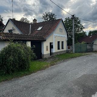 Prodej rodinného domu 75 m² Neveklov