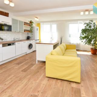 Prodej bytu 3+kk 65 m² Loděnice, Za GZ