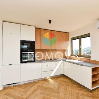 Pronájem bytu 2+kk 52 m² Beroun, Vorlova