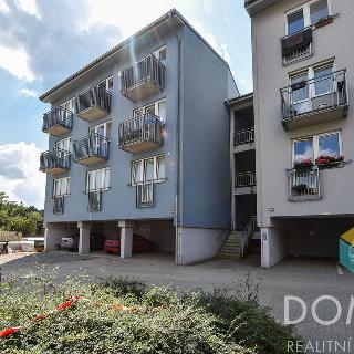 Pronájem bytu 1+kk a garsoniéry 37 m² Beroun, Na Dražkách