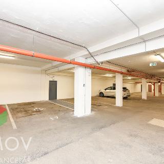 Pronájem parkovacího místa 15 m² Beroun, Okružní