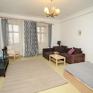Pronájem bytu 2+1 75 m&sup2; Litoměřice