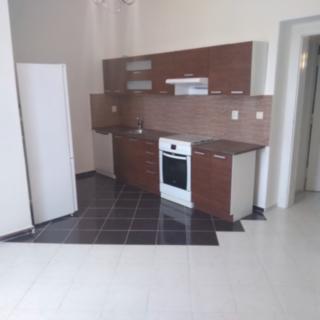 Pronájem bytu 3+kk 88 m² Praha