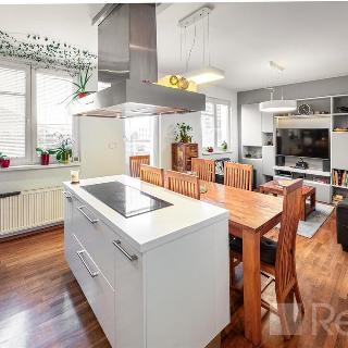 Prodej bytu 5+1 a více 169 m² Praha, 