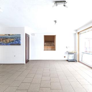 Pronájem kanceláře 67 m² Praha