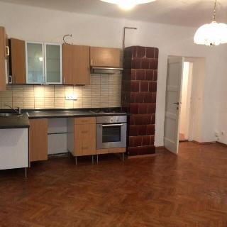 Pronájem bytu 2+kk 48 m² Karlovy Vary, Kvapilova