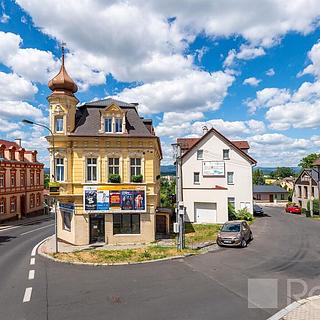 Pronájem bytu 3+1 88 m&sup2; Karlovy Vary
