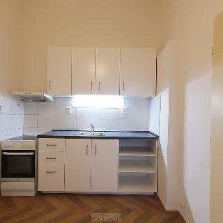 Pronájem bytu 2+kk 41 m² Praha, Chrudimská