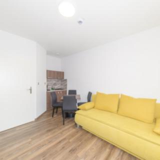 Prodej bytu 2+kk 36 m² Doksy, Tyršovo náměstí