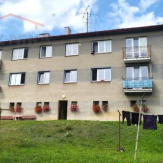 Prodej bytu 3+1 62 m² Jesenný