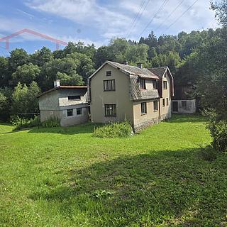 Prodej rodinného domu 180 m&sup2; Jesenný