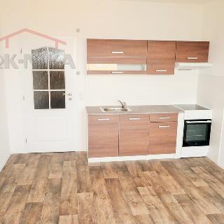 Pronájem bytu 1+kk a garsoniéry 27 m² Semily, Bavlnářská